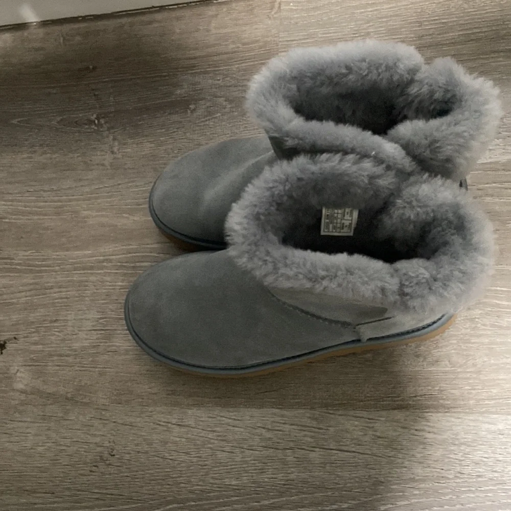 Women’s UGG boots